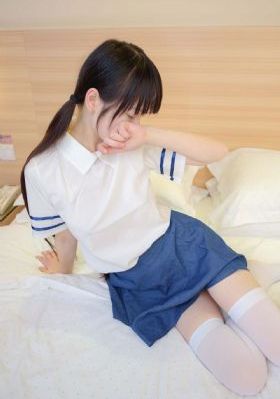 极品美乳校花逃课ktv_超清版蓝光版中文字幕包