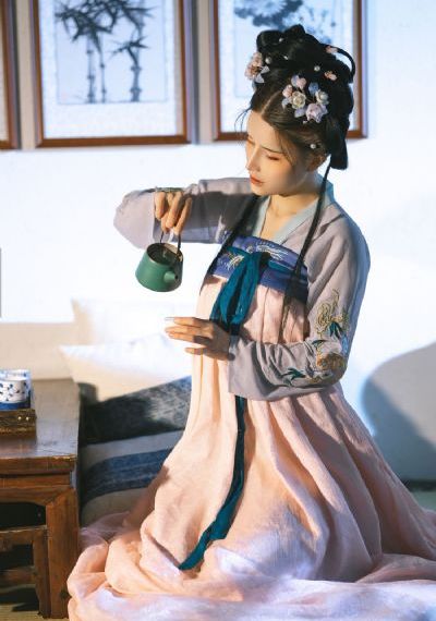 欧美成人剧场_1080全集在线观看